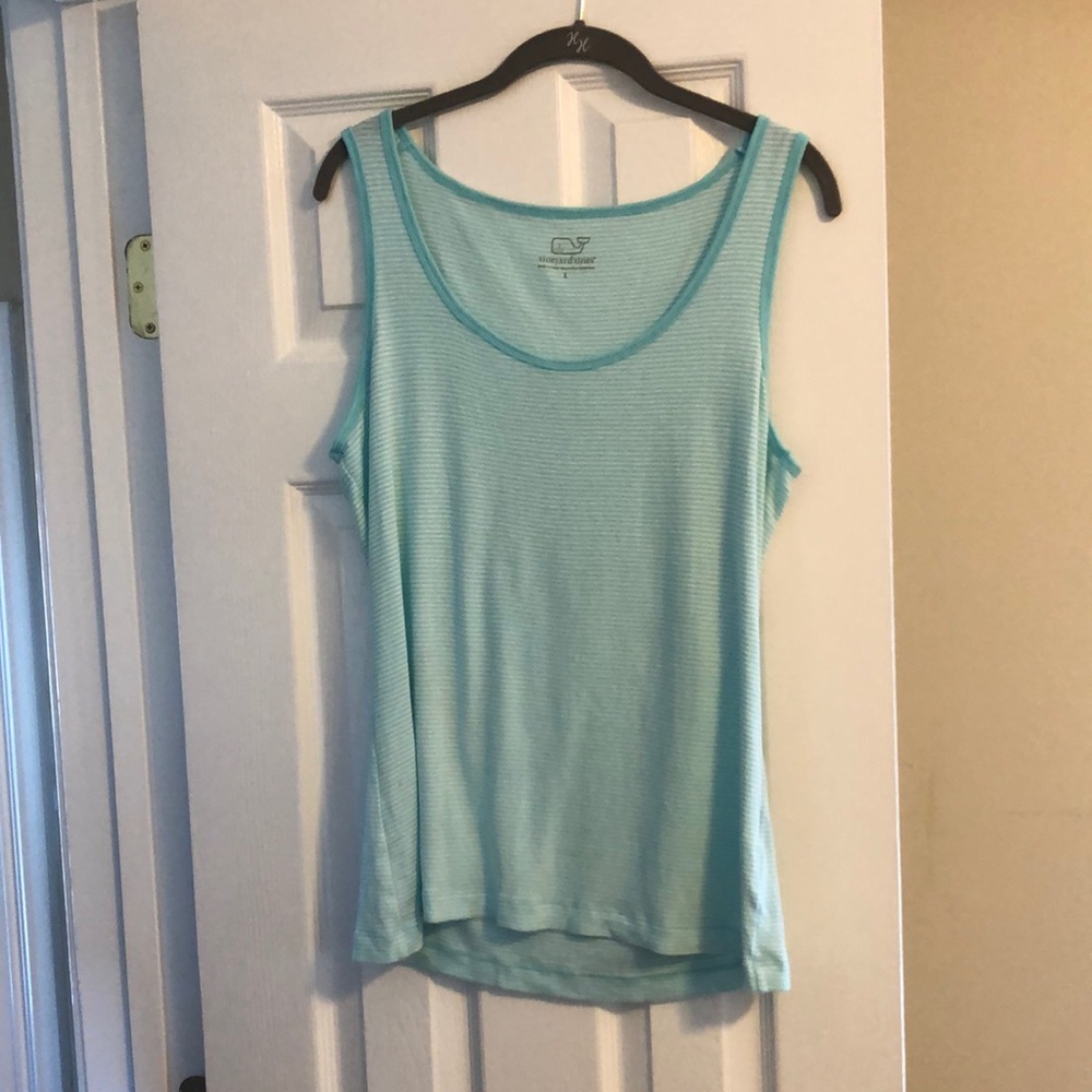 EUC Vineyard Vines striped tank